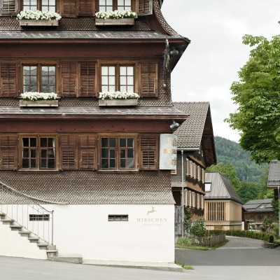 Ensemble Hirschen  - FOTO © Adolf Bereuter